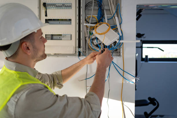 Best Local Electrician Companies  in Greenfield, IA